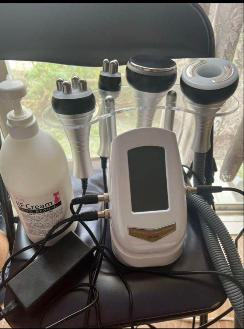 少し使用☆40K脂肪分解器 RF多極式高周波負圧 美容機器 ローション付き