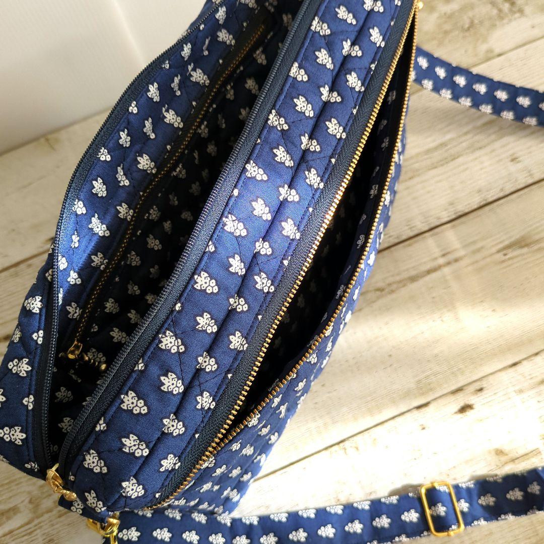 スクエアバッグ　ショルダーバッグ　ハンドメイド