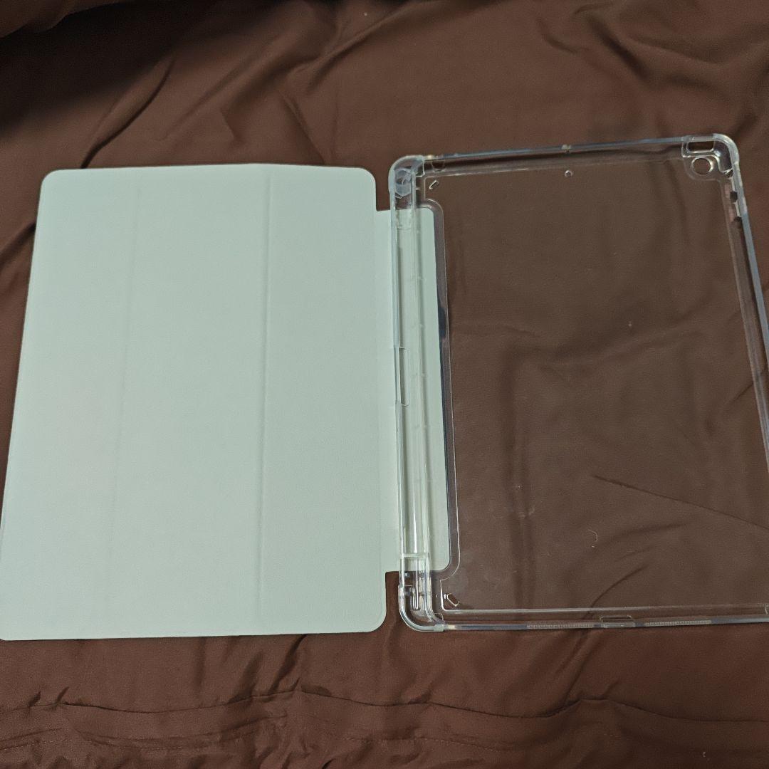 Apple iPad 第8世代32gbとケース