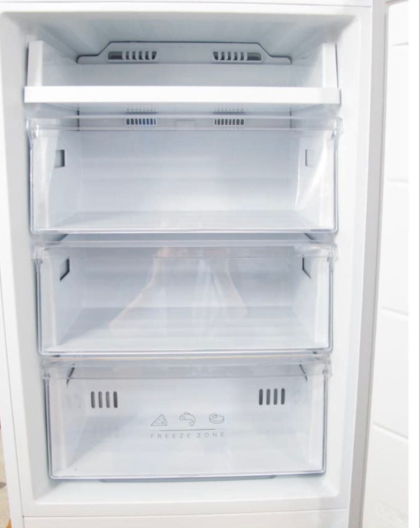 アイリスオーヤマ冷蔵庫　274Ｌ　美品　送料込み