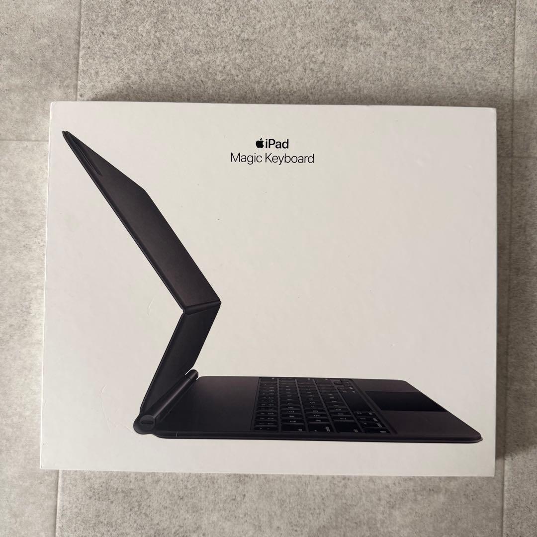 アップル　iPad Magic Keyboard MXQU2J/A 　キーボード