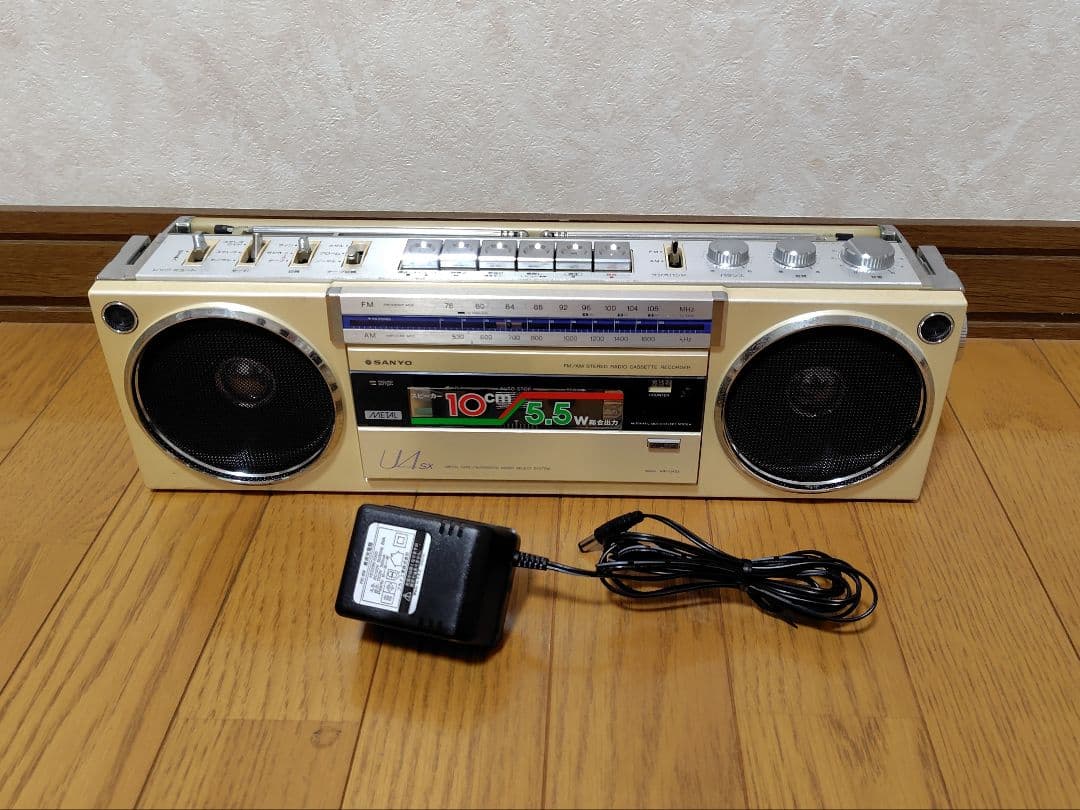 昭和レトロ SANYO ラジカセ MR-U4SX 社外アダプター付き