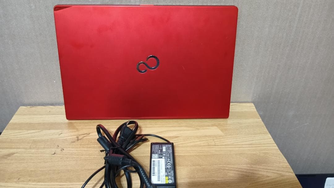 Fujitsu LifeBook SH90/P 4世代i5
