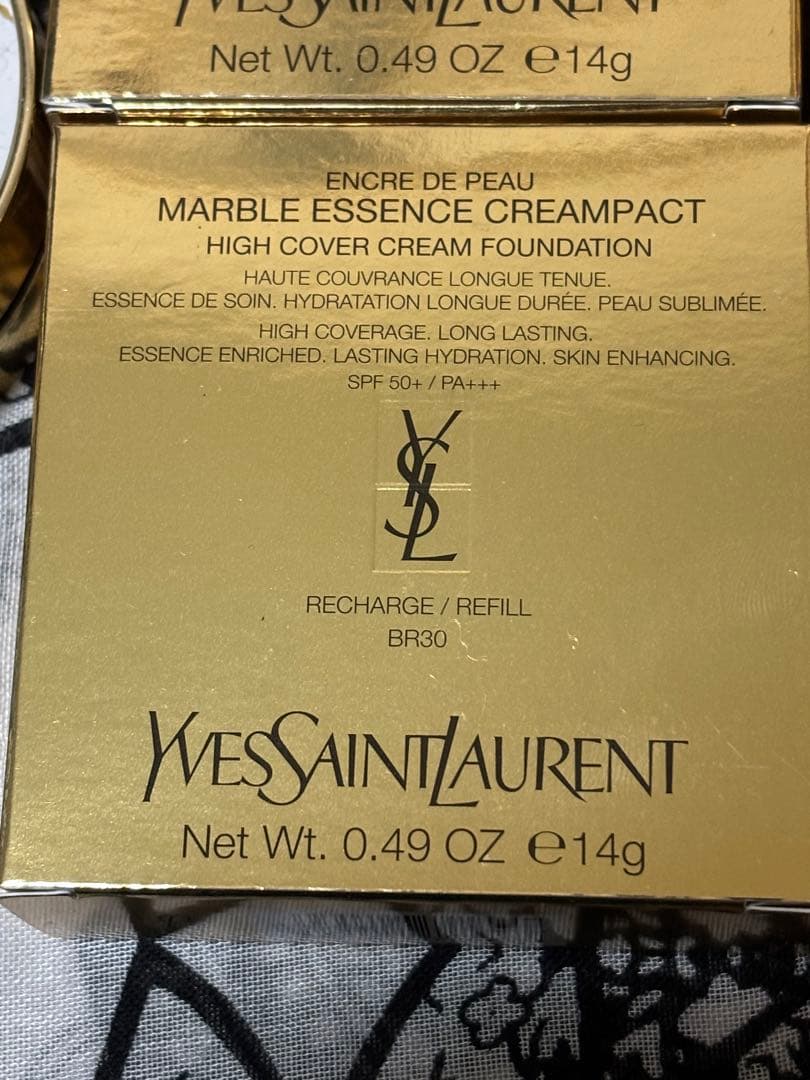 新品イヴ・サンローランマーブルエッセンスクリームパクトBR30 14g4個セット