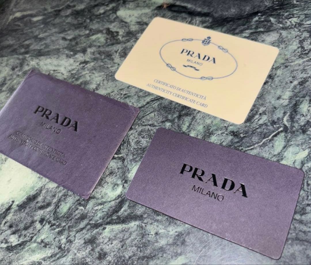 PRADA リュック・バックパック 黒