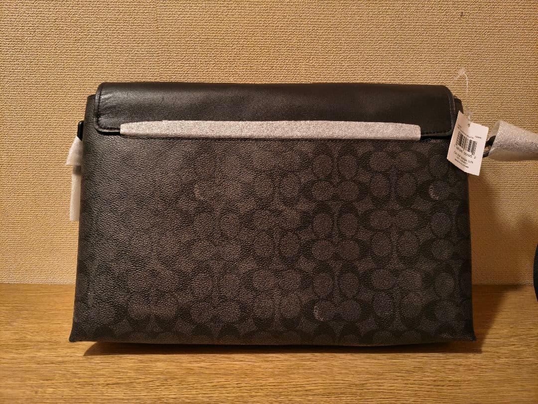 新品 コーチ メッセンジャーバッグ 本革