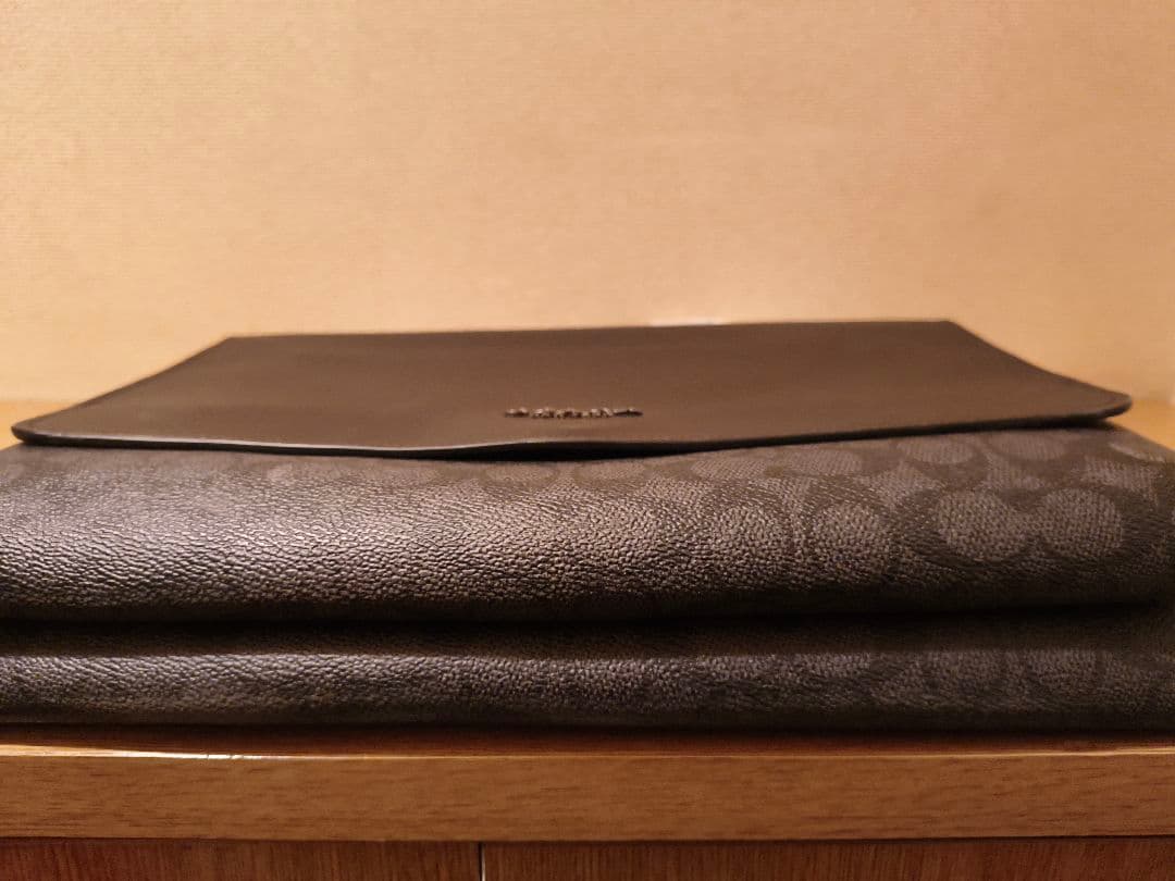 新品 コーチ メッセンジャーバッグ 本革