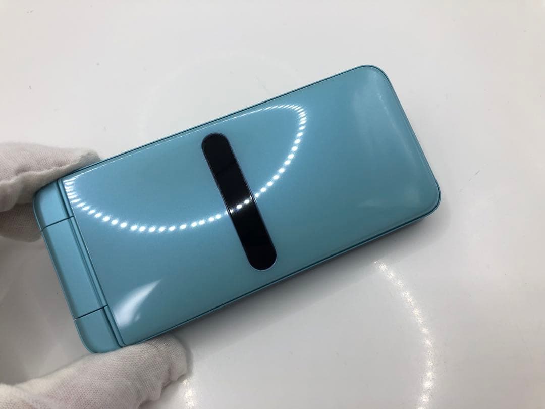 【SIMロック解除済 】au GRATINA KYF42 ライトブルー