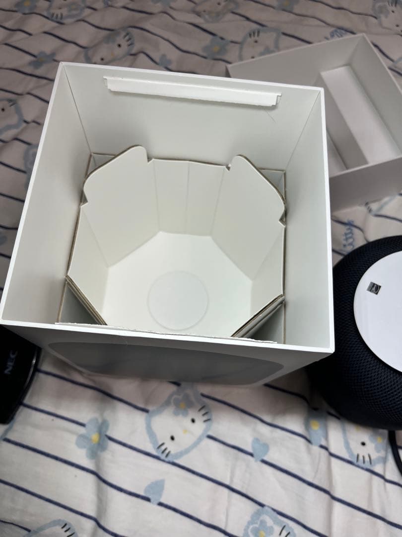 アップル　ホームポッド　第二世代