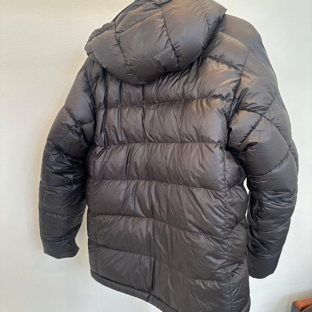 h*o様 mont-bell ダウンパーカー