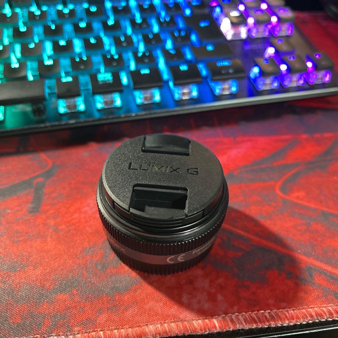 LUMIX G 14mmF2.5 ASPH. H-H014 パンケーキレンズ