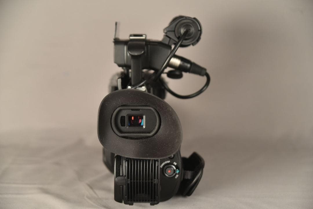 SONY NEX-VG900 フルサイズ・ XLR・レンズ・純正バッテリー付