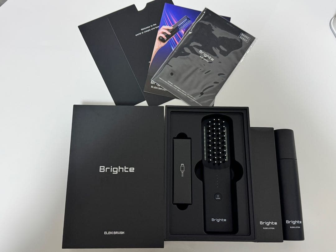 【美品】ブライト　エレキブラシ　リフト美顔器　brighte