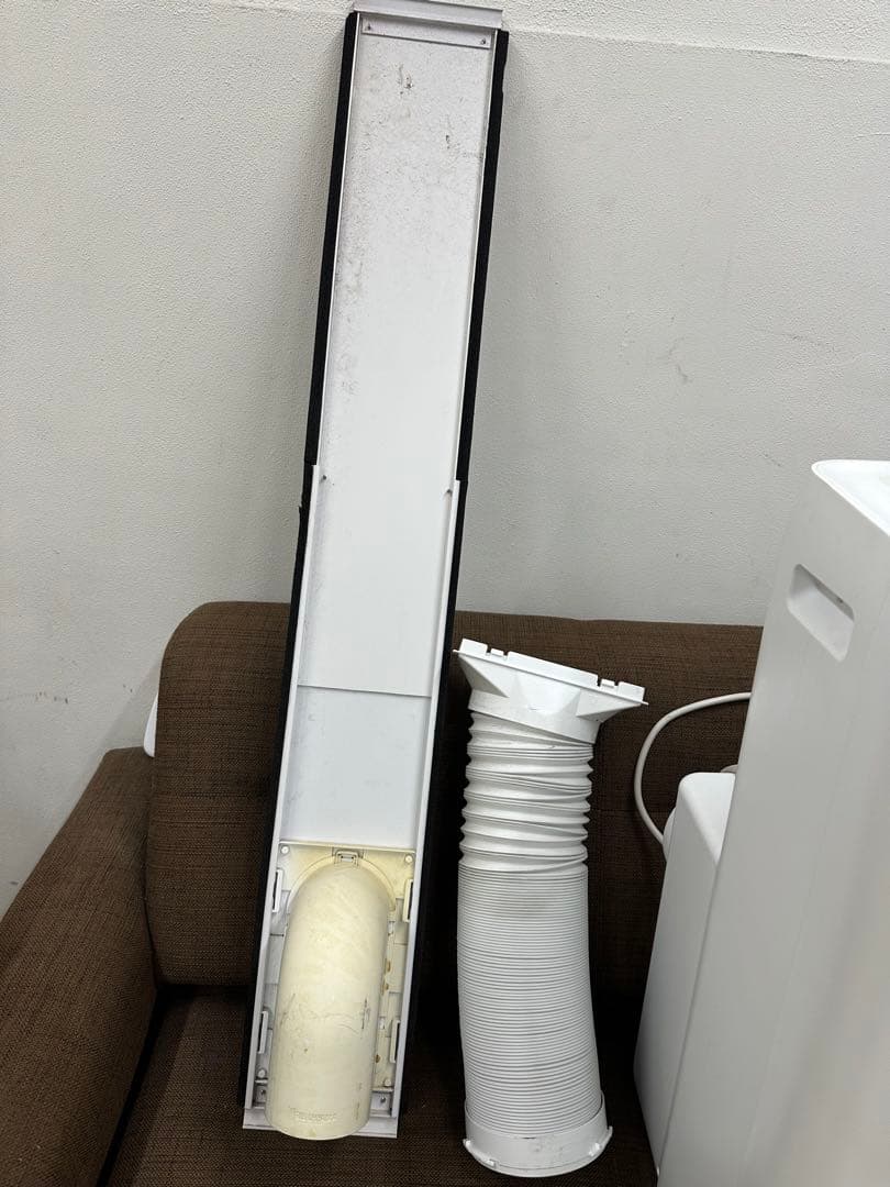 ④ アイリスオーヤマ　ポータブルクーラ　エアコンIPA-2821GH 21年製