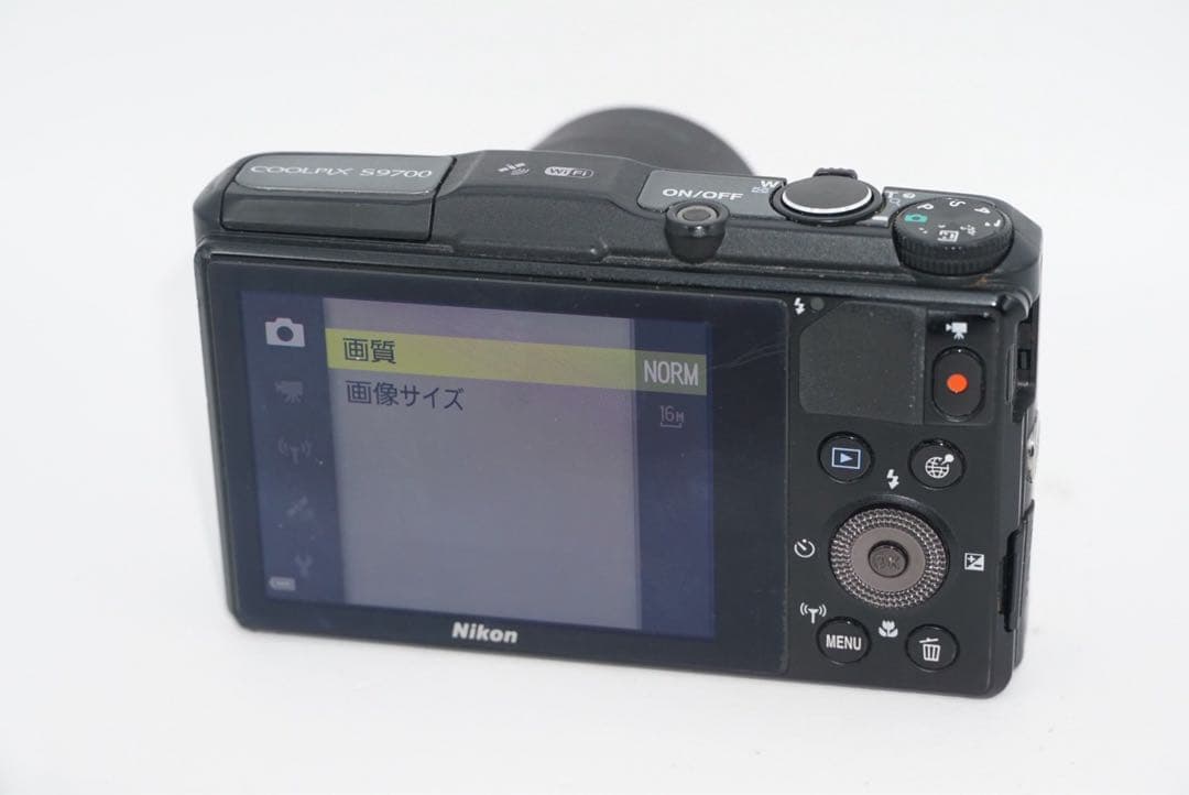 デジタルカメラ COOLPIX S9700