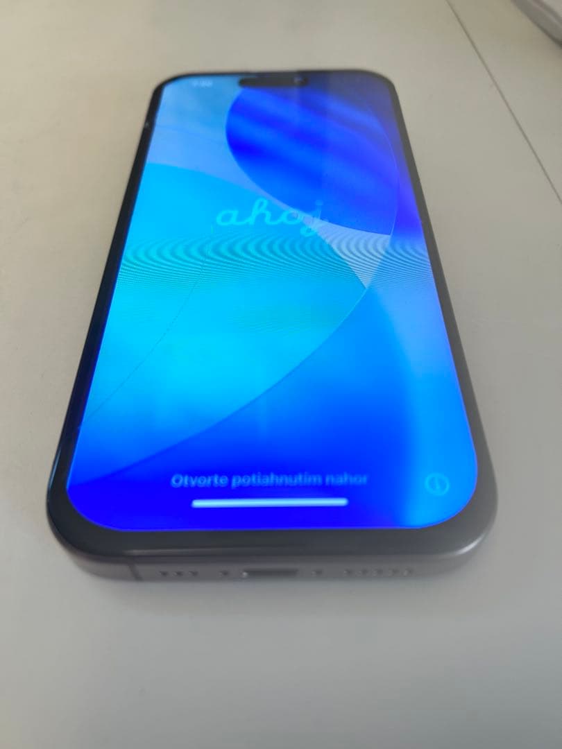 スマートフォン本体 iPhone 16 Pro