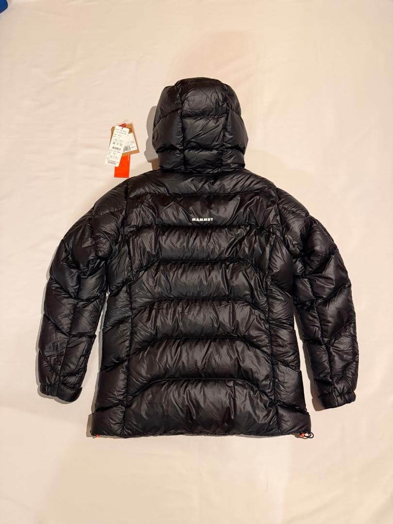 MAMMUT グラビティ インサレーション フーデッド ジャケット