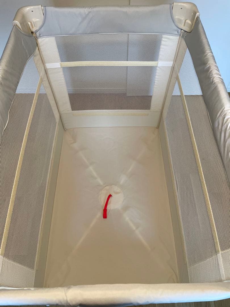 アップリカ ココネルエアー AB ベビーベッド ホワイトグレー