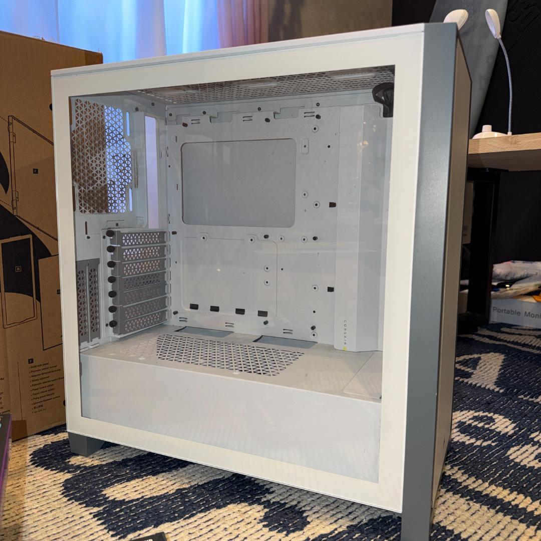 大サービス品有り CORSAIR 4000D ミドルタワーPCケース