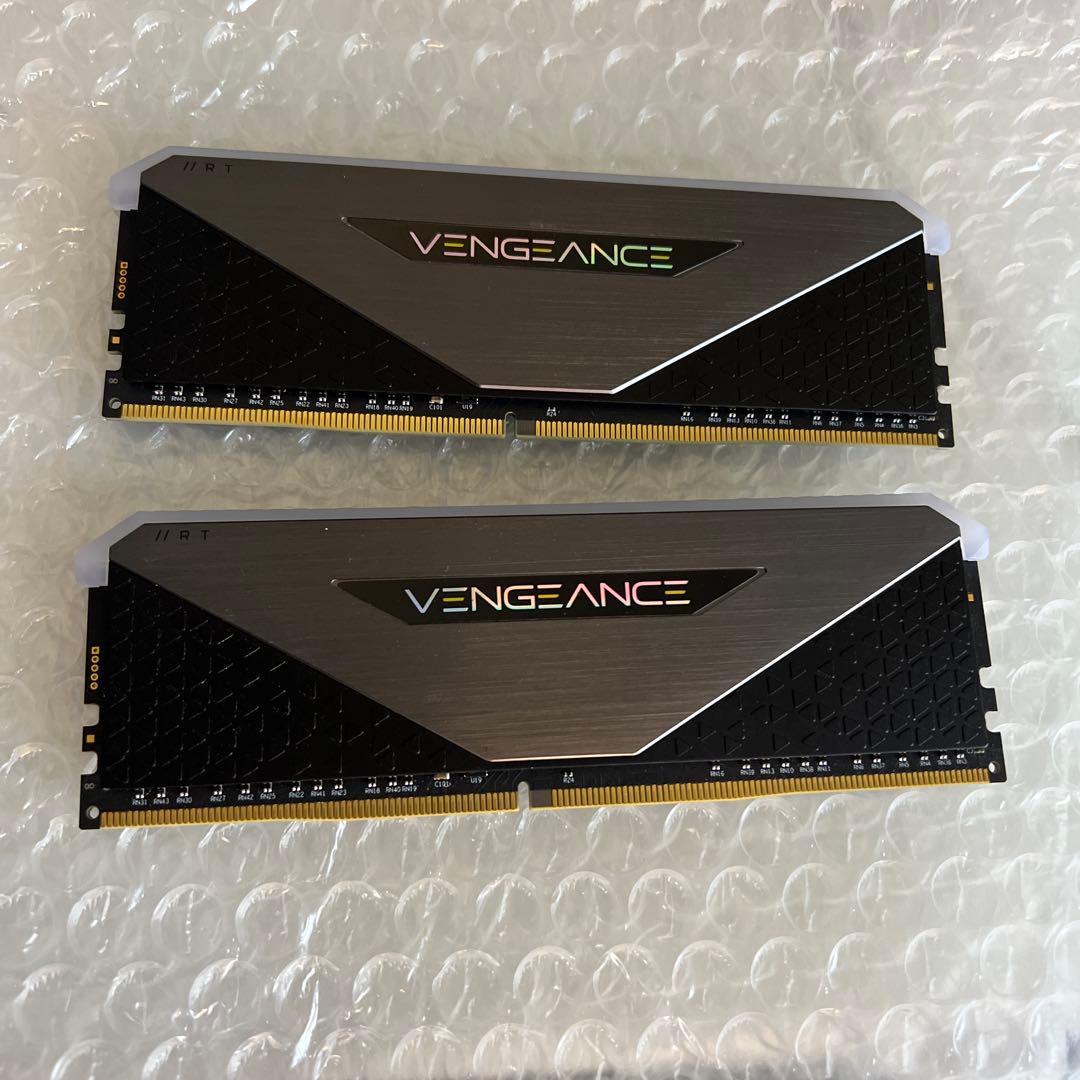 Corsair Vengeance 32GB (2x16GB) メモリー