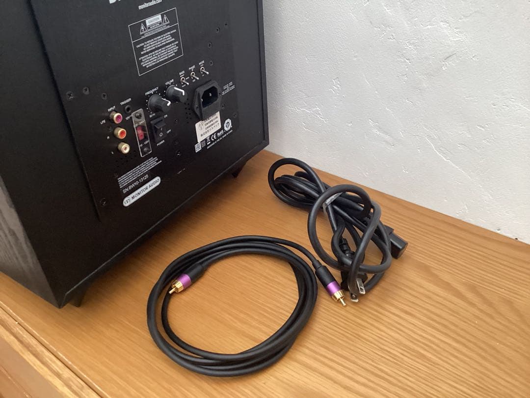 Monitor Audio/サブウーファー/BRONZE W10インシュレーター