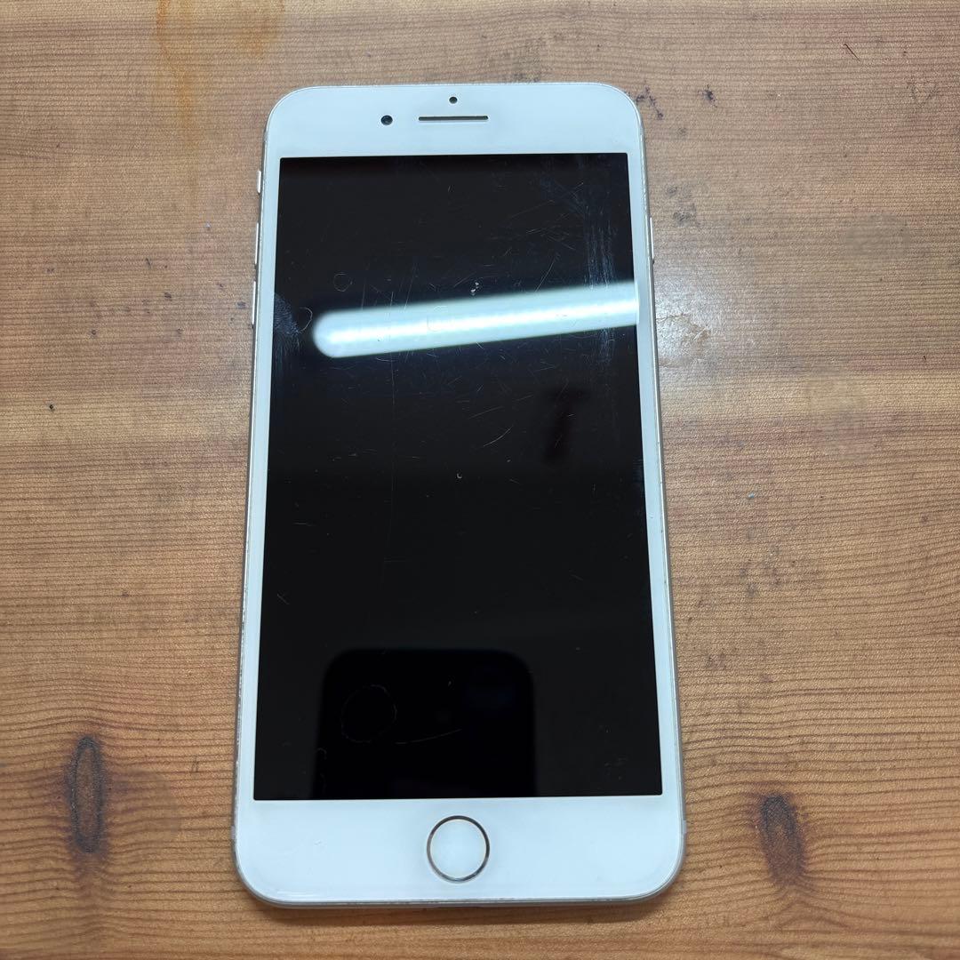 iPhone 7 Plus シルバー 本体