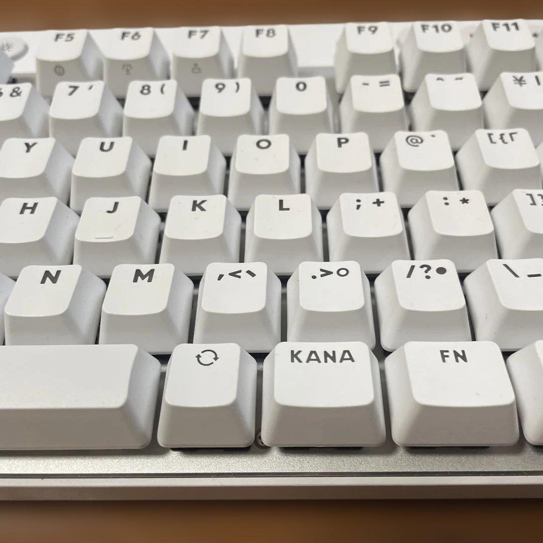 Logitech PRO X TKL RAPID ホワイトキーボード