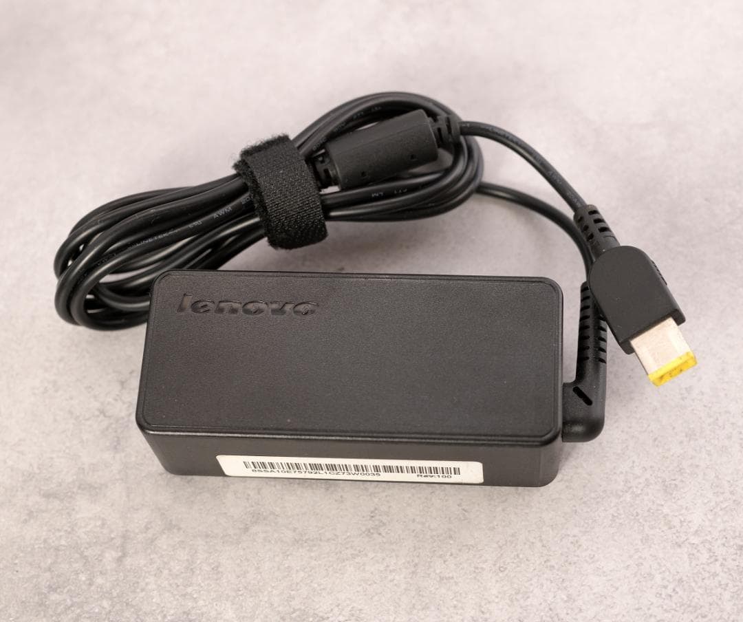 レノボThinkPad L560 i5 6300U 8GB 新品SSD256GB