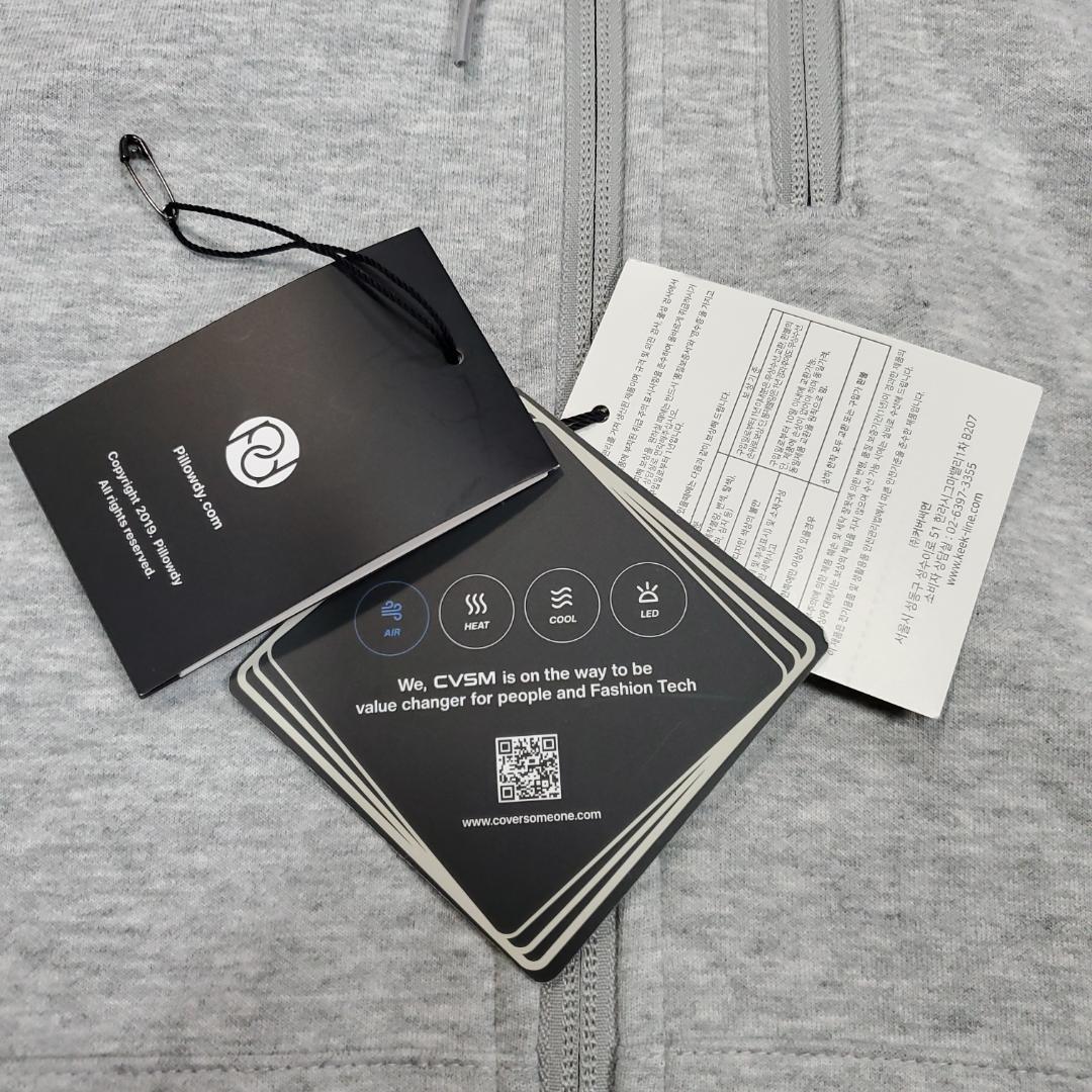 【新品・希少XXL】Pillowdy エアピロー付きパーカー Hoodie V2