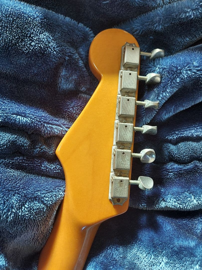 Laid Back　ストラトタイプ エレキギター