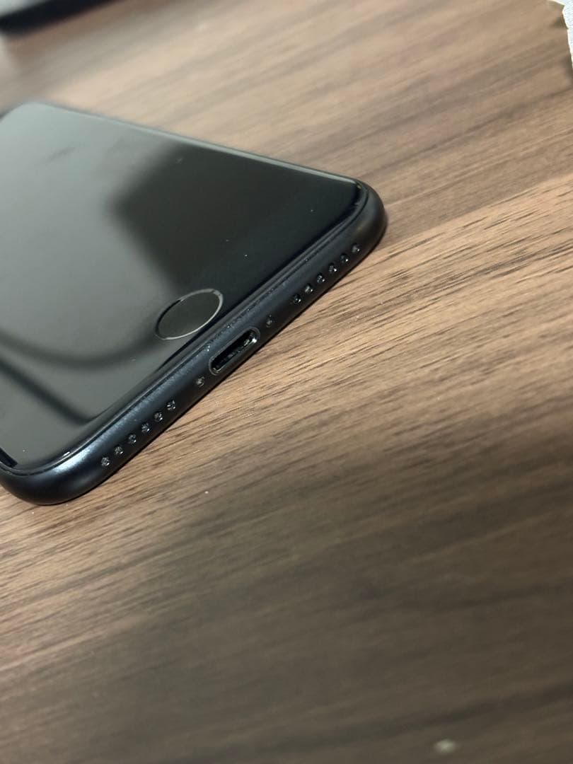 iPhone SE（第2世代） 本体 付属品