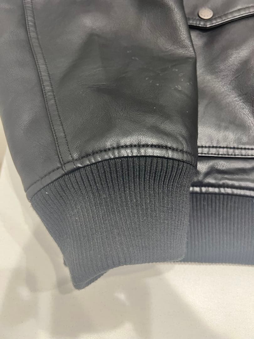 リーバイス レザージャケット A-2 フライトジャケット フェイクレザー 黒