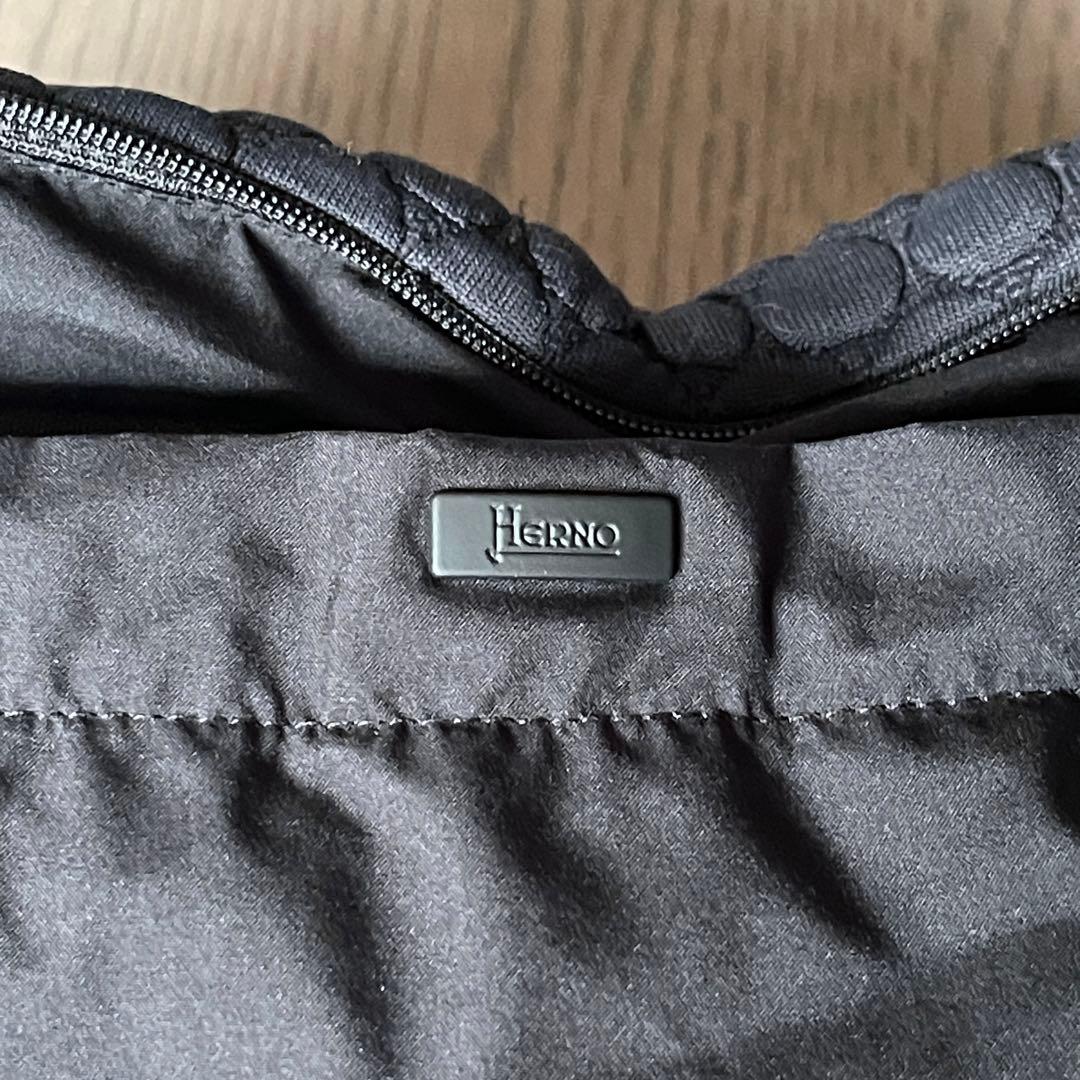 HERNOヘルノ LAMINARダウンコート 黒 フード付き19AW 定価20万