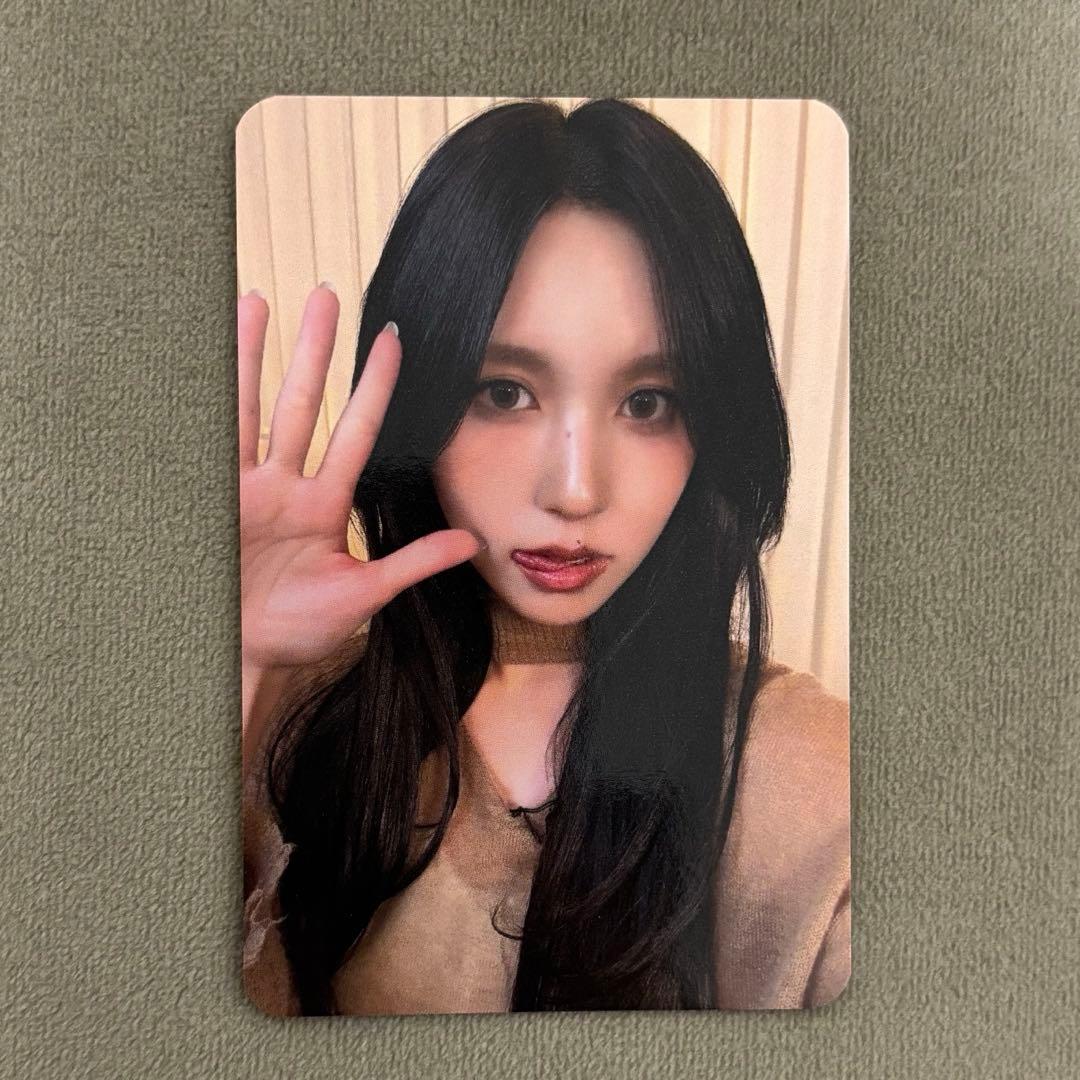 販売終了品 TWICE WOWPASS 10周年記念未公開自撮りトレカ セット