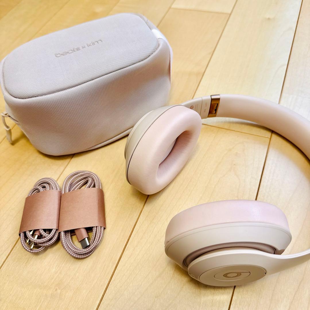 【未使用に近い】Beats Studio Pro Kim スペシャルエディション