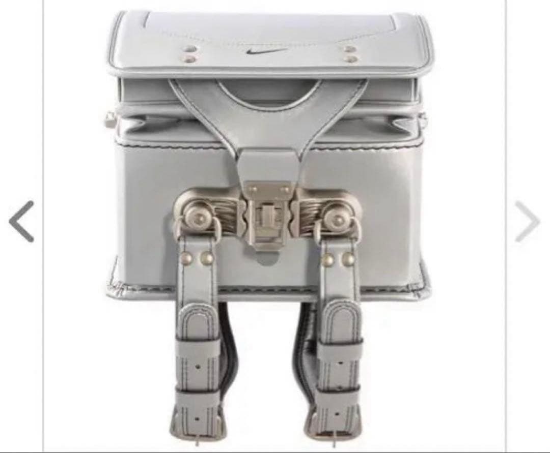 NIKE ナイキ　ランドセル　シルバー　メタリック　完売商品　レア