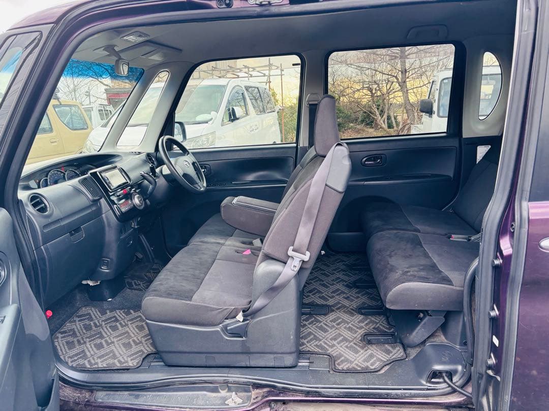 ダイハツタント　カスタム　4WD 平成25年式