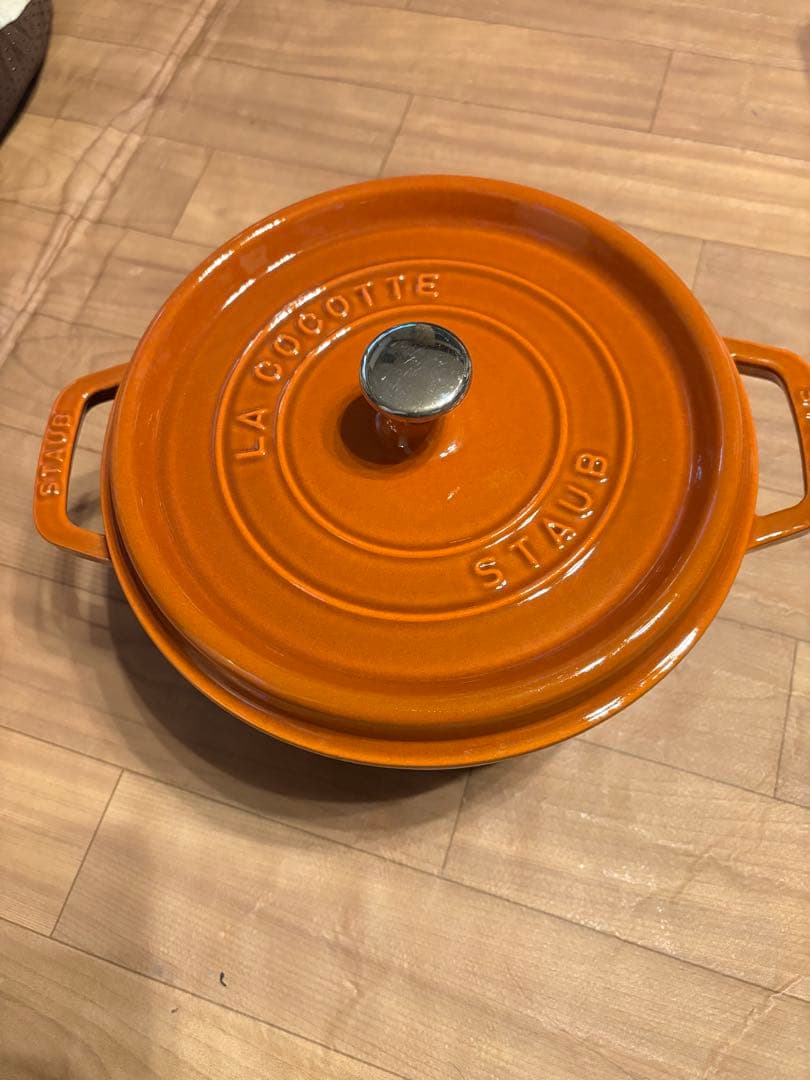 STAUB ココット ラウンド