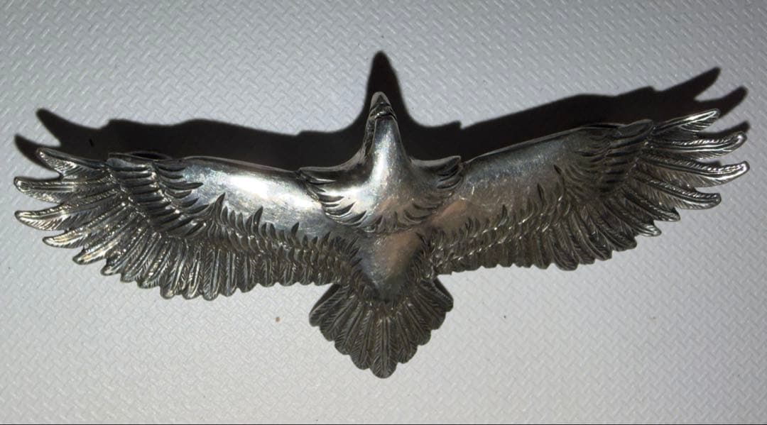 中イーグル　ネックレストップ　シルバー