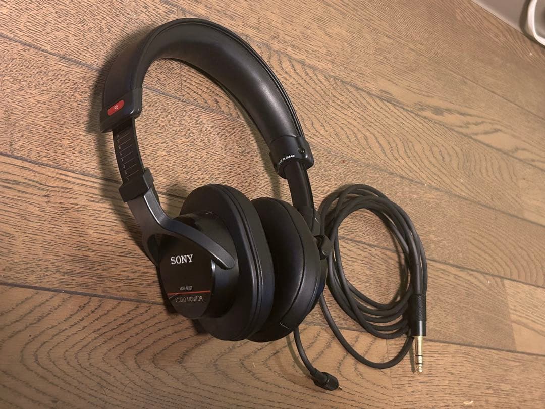 SONY MDR-M1ST スタジオモニター用有線ヘッドホン