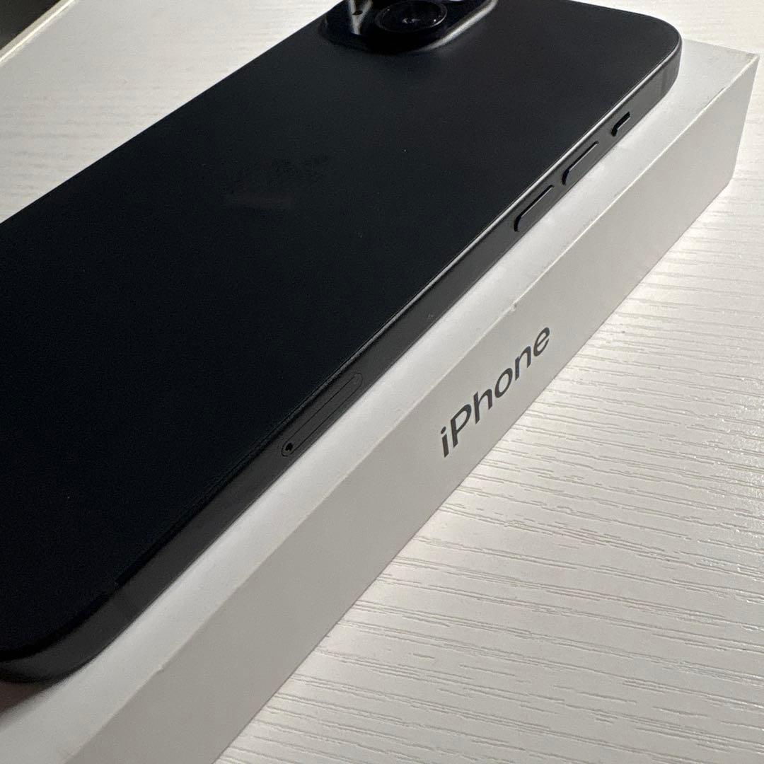 iPhone15 Plus 128GB ブラック SIMフリー 極美品