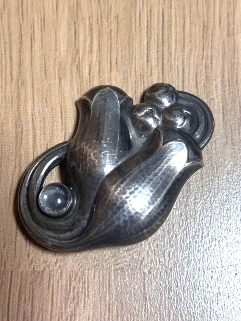 美品♪  ジョージジェンセン ブローチ　SV925