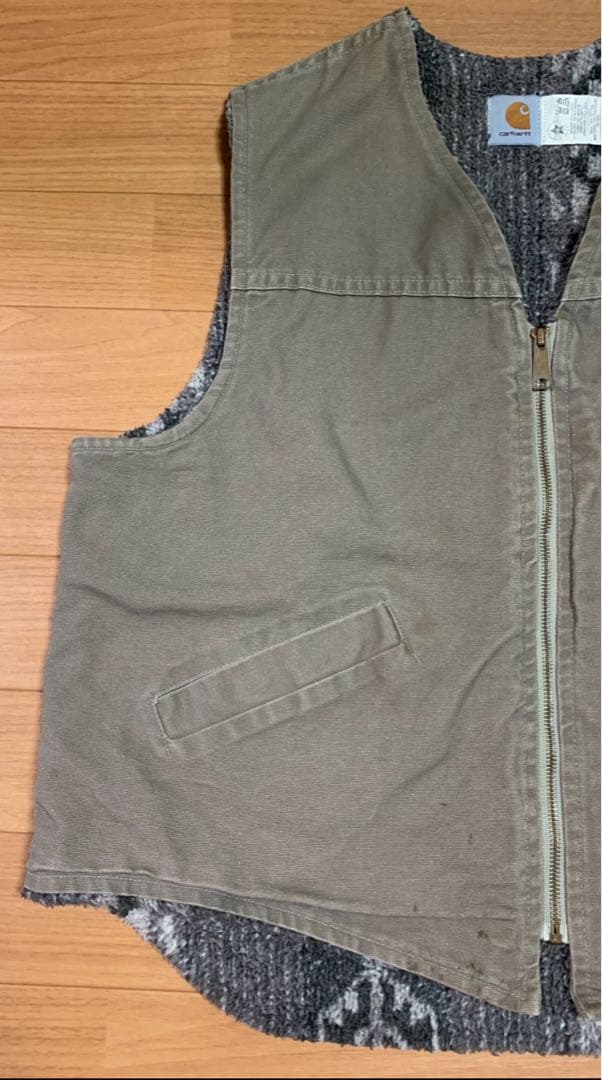 USA Carharttダック地ベスト 裏地ネイティブ柄 ボア ライナーXL