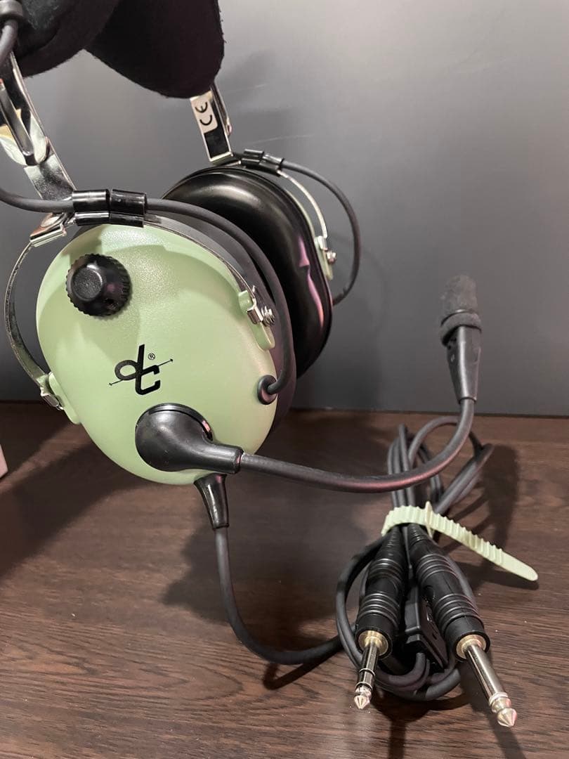 David Clark(デビット・クラーク) 航空機用ヘッドセット専用ケース付き