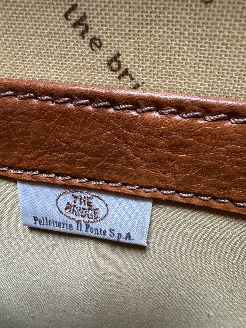 ブラウンレザー ビジネスバッグ　イタリア製