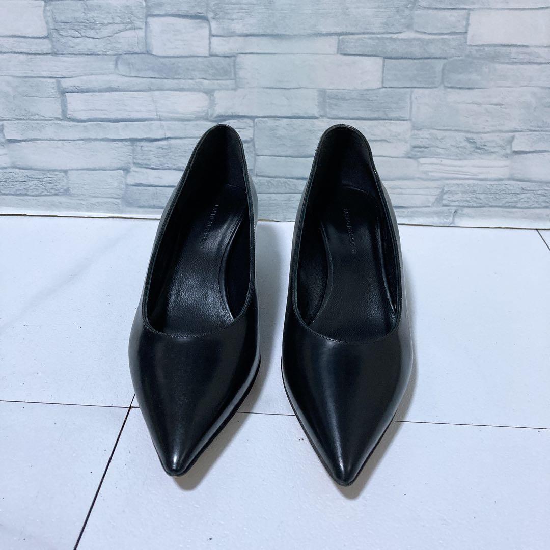 極美品 ファビオルスコーニ レザーパンプス 本革 ポインテッドトゥ 黒 38