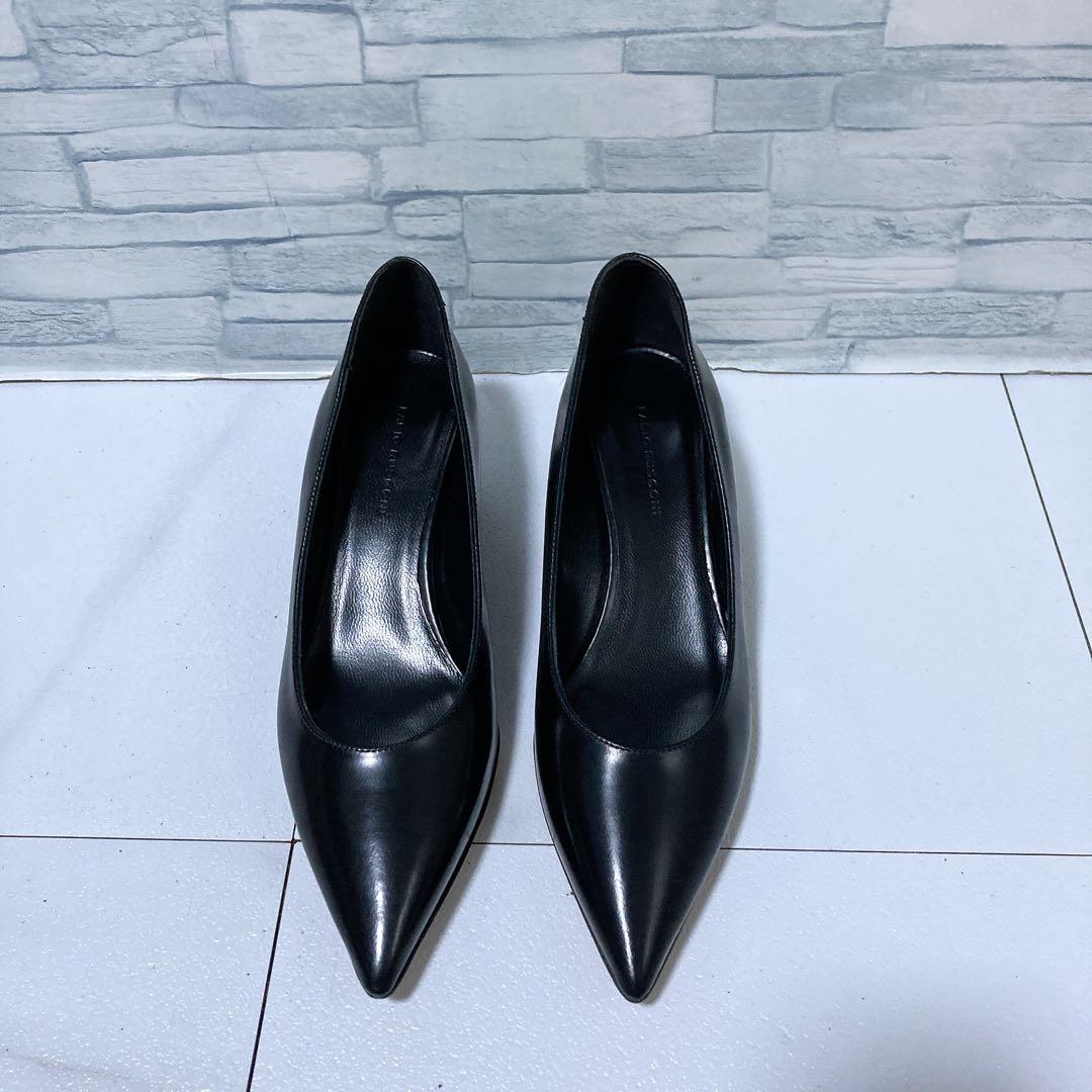 極美品 ファビオルスコーニ レザーパンプス 本革 ポインテッドトゥ 黒 38