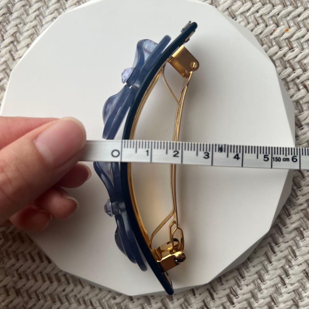 【新品未使用】alexandre de paris リボン　バレッタ　ネイビー