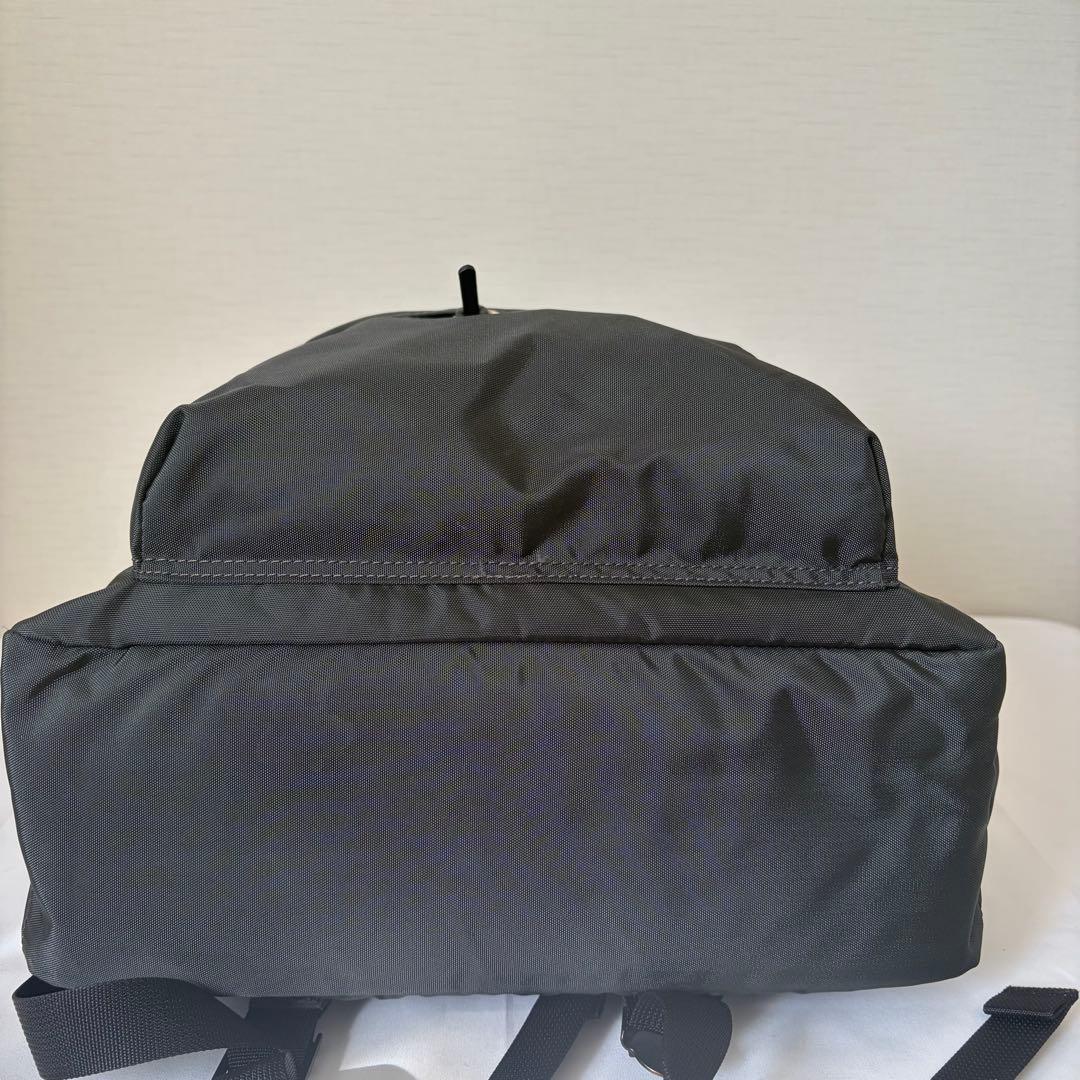 スタンダードサプライ ララビギン　デイリーデイパック　チャコールグレー