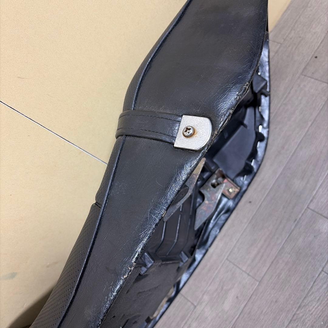 ゼファー400 純正バイク シート 黒 ゼファー400シート ZEPHYR